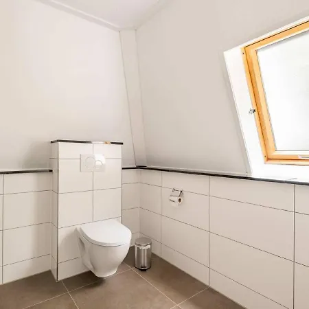 Holiday home Charming Holiday In With Garden Poortugaal