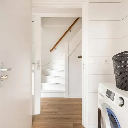 Hotel Charming In With Garden 3*